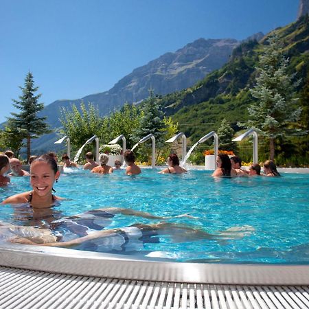 Hotel Alpenblick-Leukerbad-Therme Kültér fotó