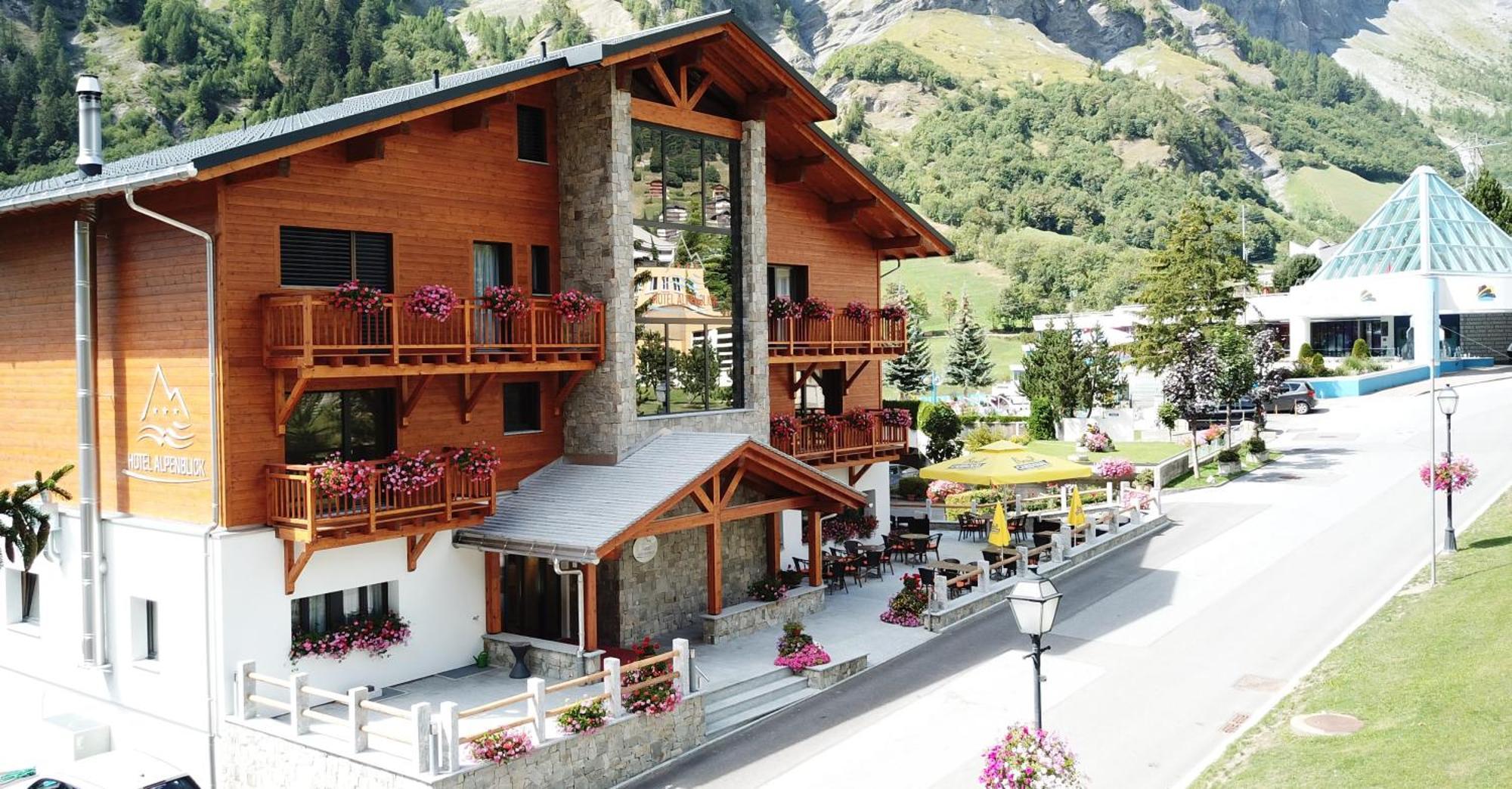 Hotel Alpenblick-Leukerbad-Therme Kültér fotó