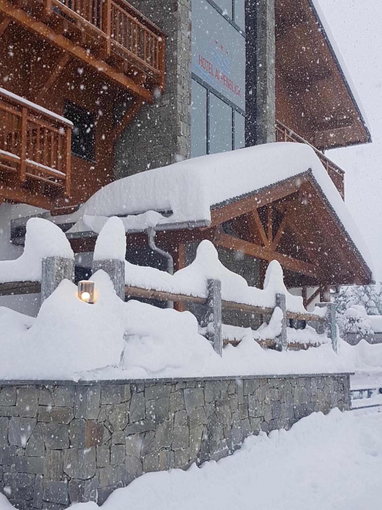 Hotel Alpenblick-Leukerbad-Therme Kültér fotó