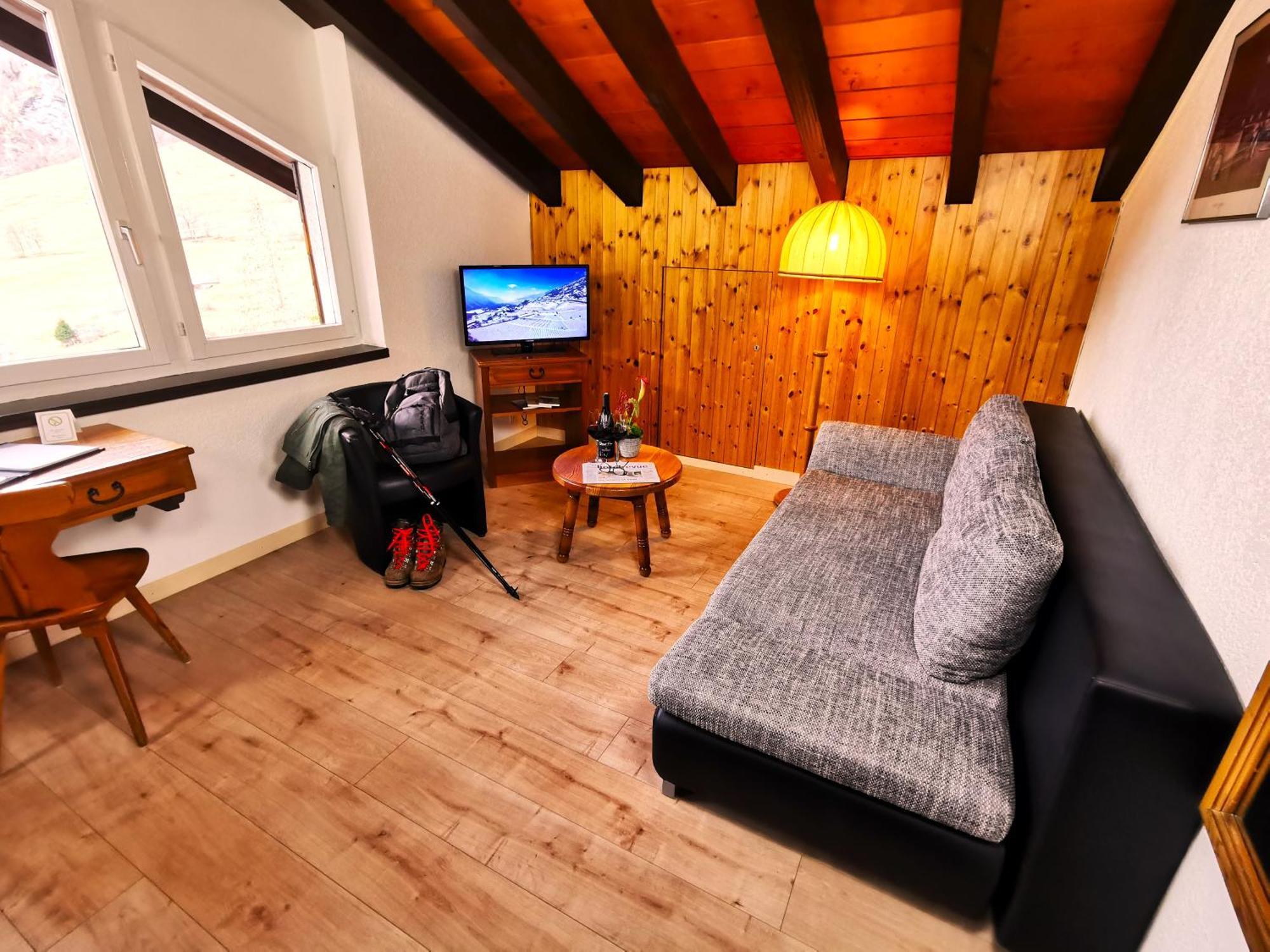 Hotel Alpenblick-Leukerbad-Therme Szoba fotó