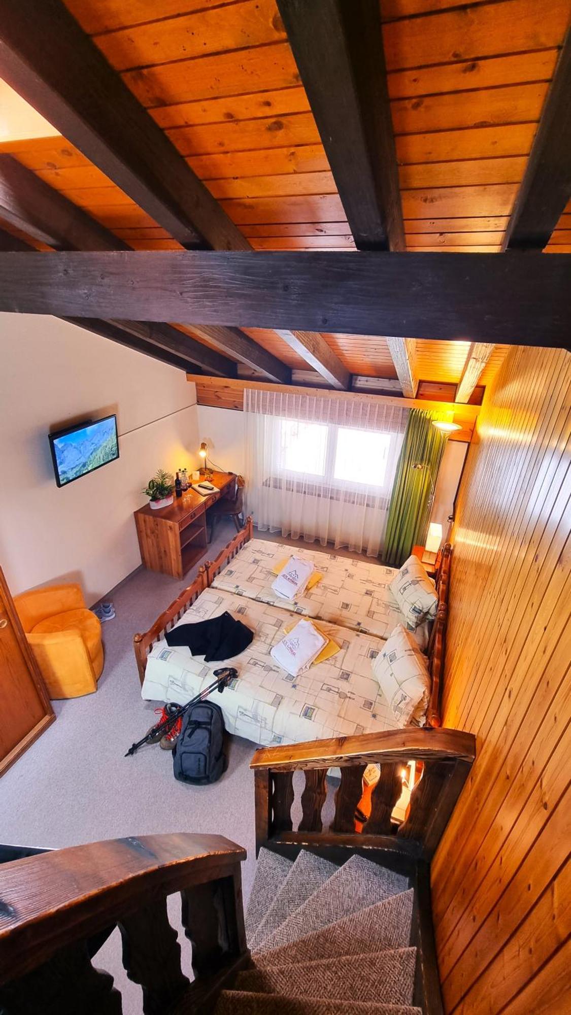 Hotel Alpenblick-Leukerbad-Therme Szoba fotó