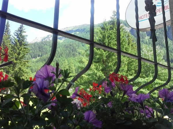 Hotel Alpenblick-Leukerbad-Therme Kültér fotó